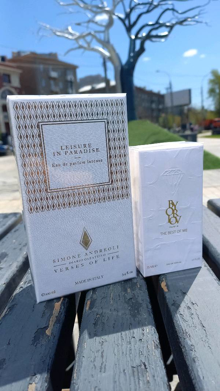 Купить Leisure In Paradise от Simone Andreoli
