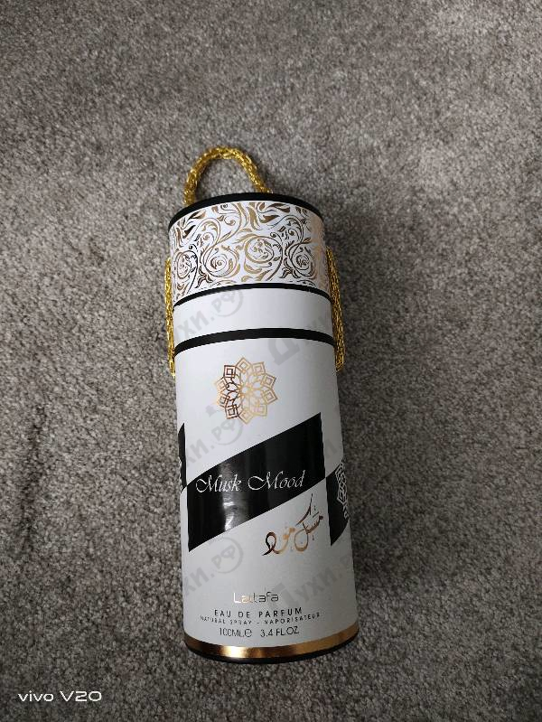 Парфюмерия Musk Mood от Lattafa Perfumes
