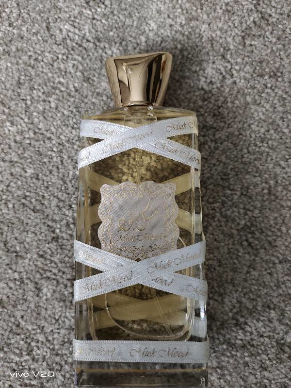 Духи Musk Mood от Lattafa Perfumes