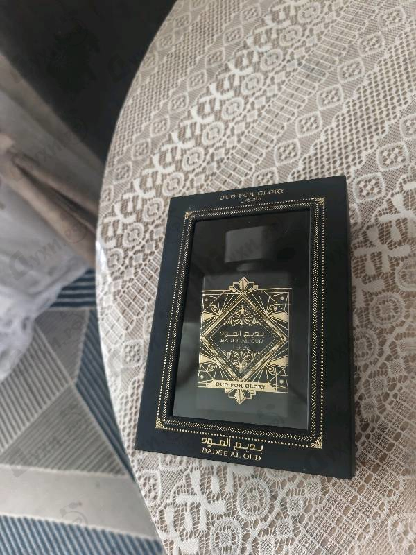 Парфюмерия Lattafa Perfumes Badee Al Oud