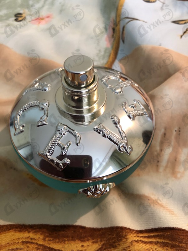 Парфюмерия Dylan Turquoise от Versace