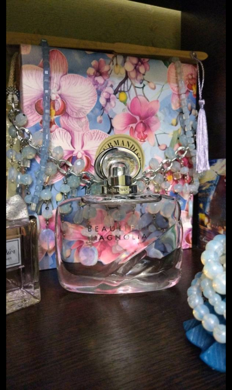 Купить Beautiful Magnolia от Estee Lauder