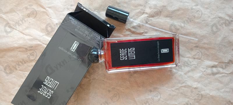 Парфюмерия Serge Lutens La Dompteuse Encagee