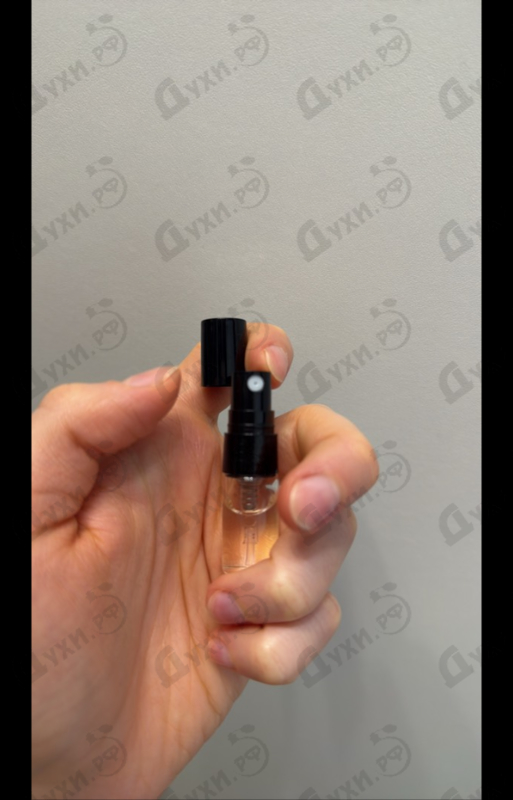 Купить Close Your Eyes, And... /Bois De Gaiac Et Poire от Miller Et Bertaux