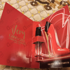 Парфюм Carolina Herrera Very Good Girl