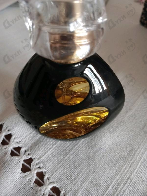 Духи Izia La Nuit от Sisley