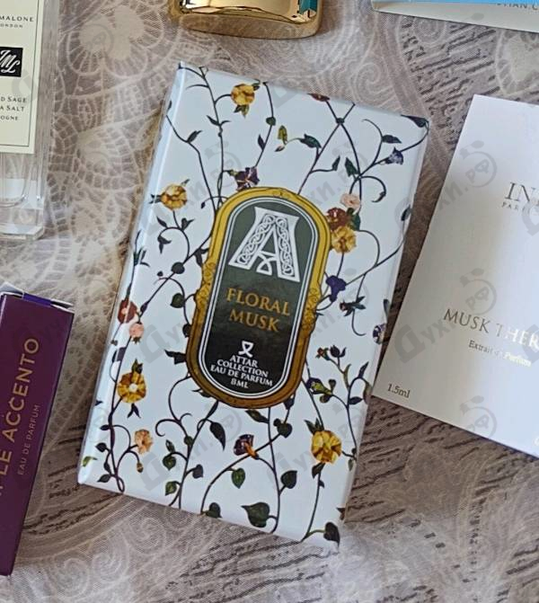 Духи Floral Musk от Attar Collection