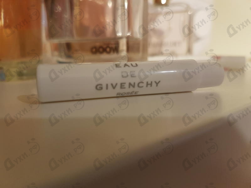 Духи Eau De Givenchy Rosee от Givenchy