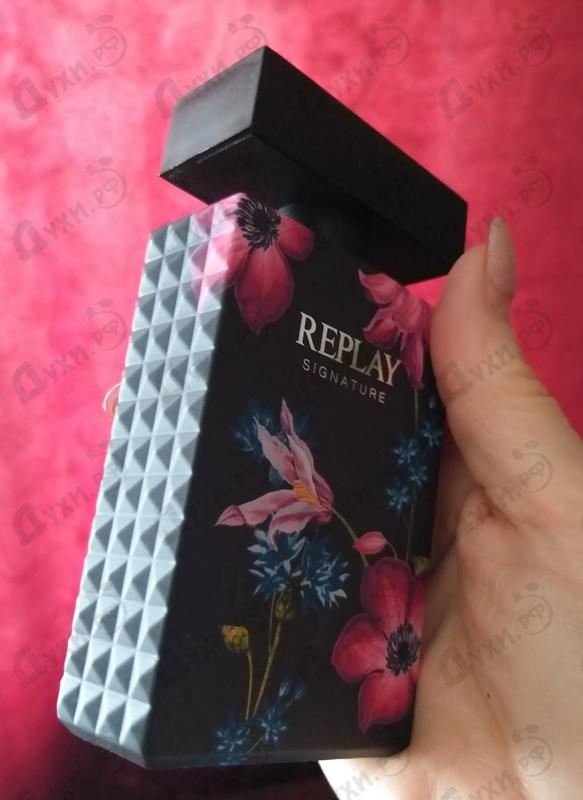 Парфюмерия Replay Signature For Women