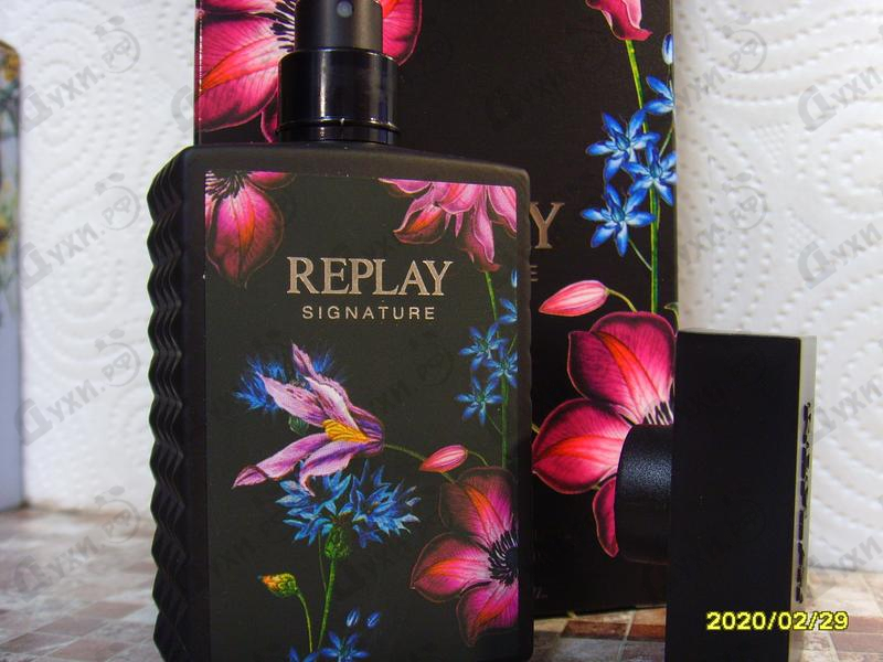 Купить Signature For Women от Replay