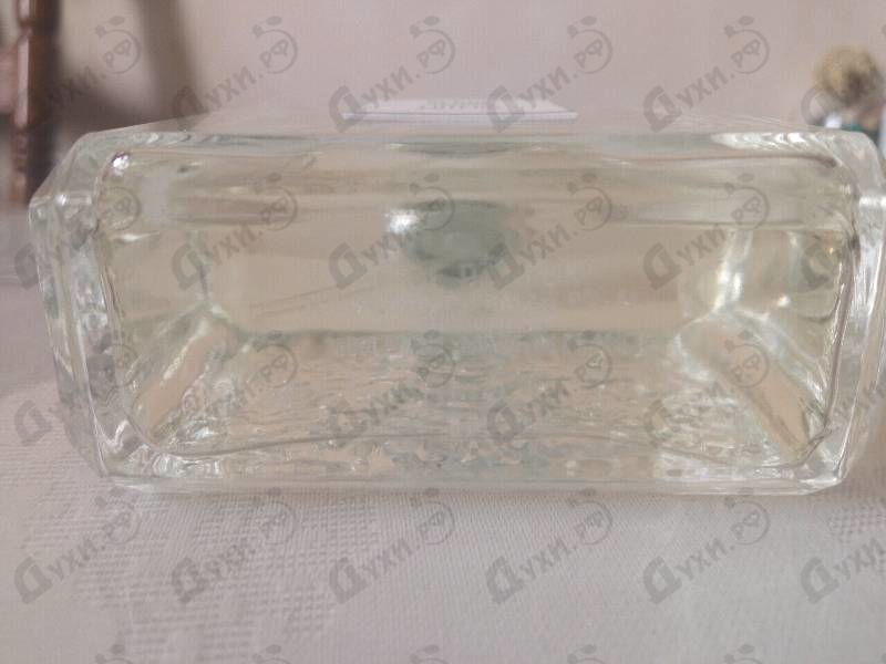 Купить L'Eau D'Armoise от Serge Lutens