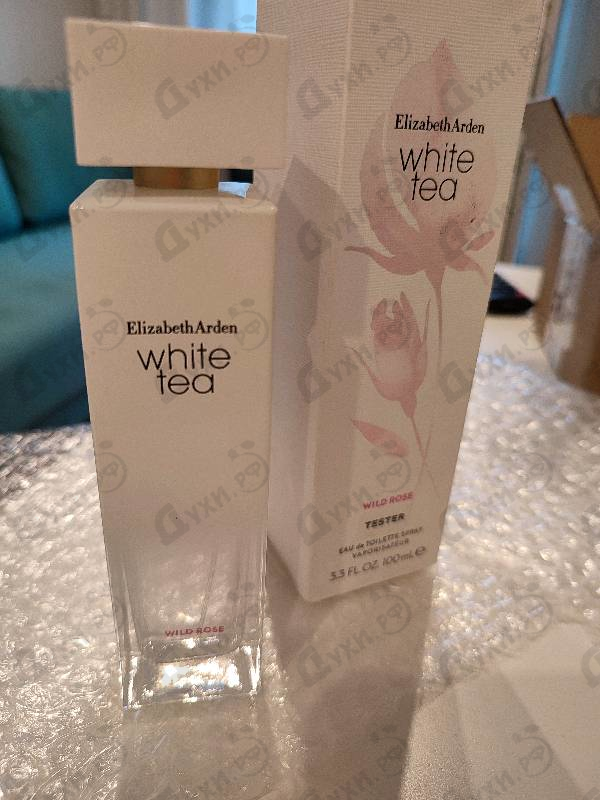 Духи White Tea Wild Rose от Elizabeth Arden