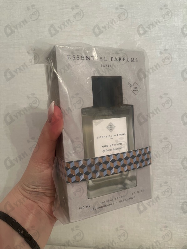 Духи Mon Vetiver от Essential Parfums
