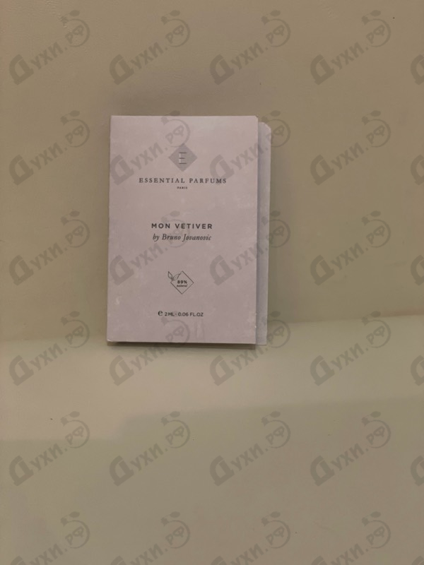 Духи Mon Vetiver от Essential Parfums
