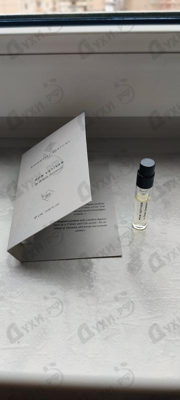 Духи Mon Vetiver от Essential Parfums