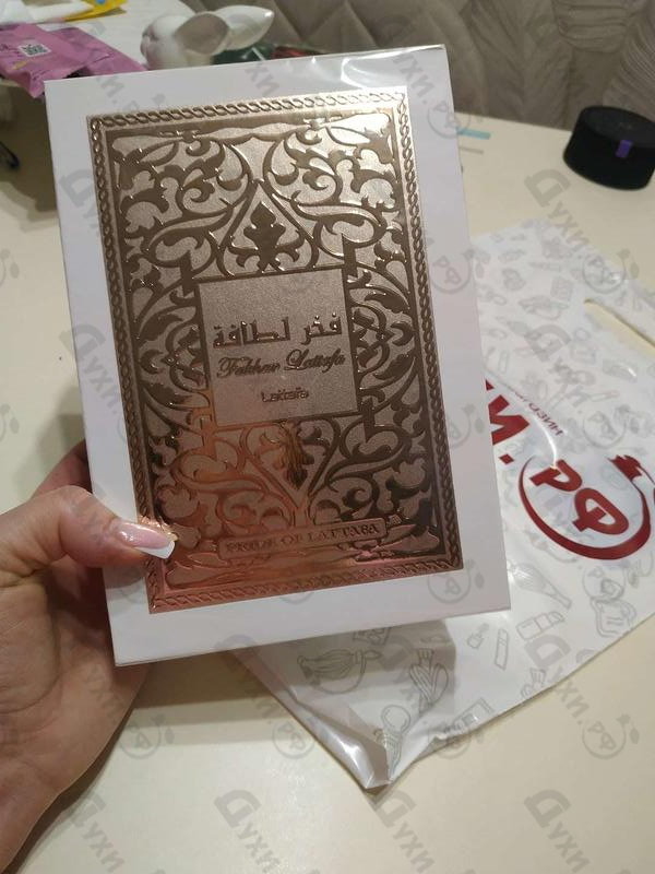 Духи Lattafa Perfumes Fakhar Парфюмерия Fakhar от Lattafa Perfumes