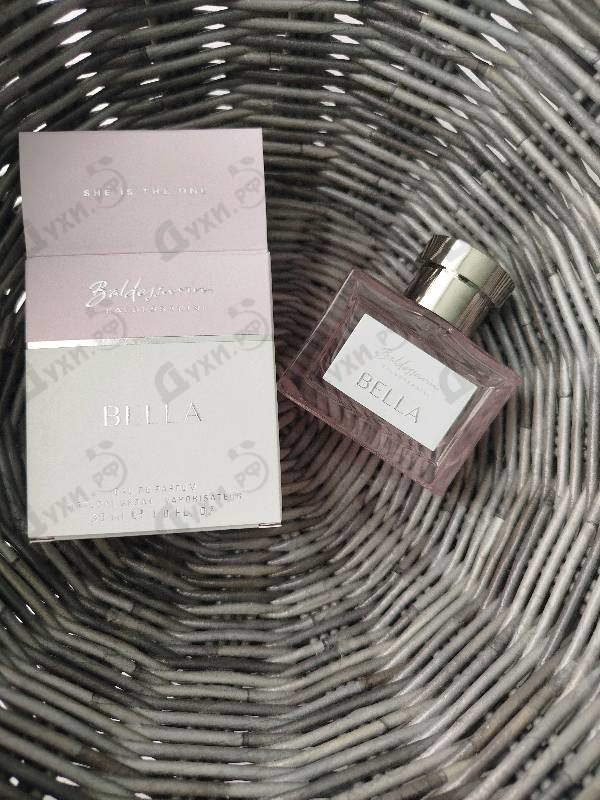 Парфюмерия Hugo Boss Baldessarini Bella