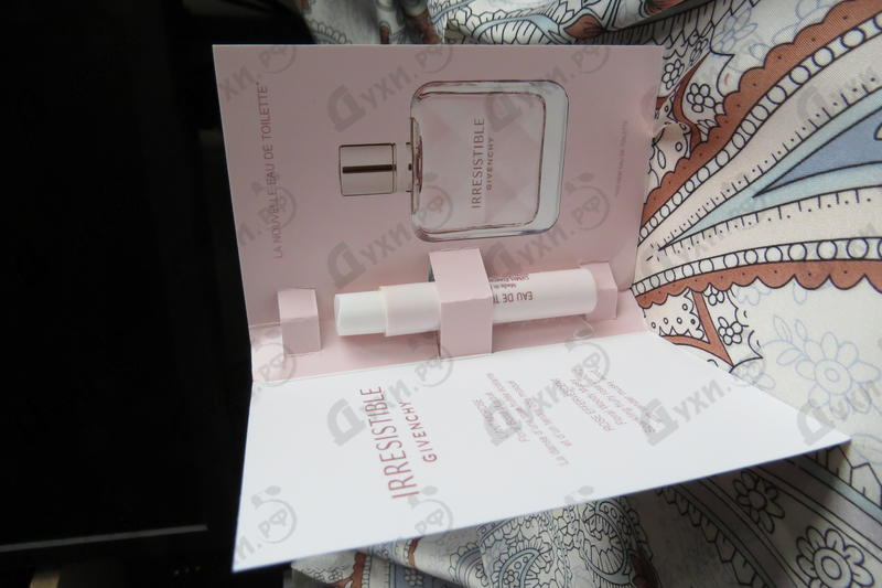 Купить Irresistible Eau De Toilette от Givenchy