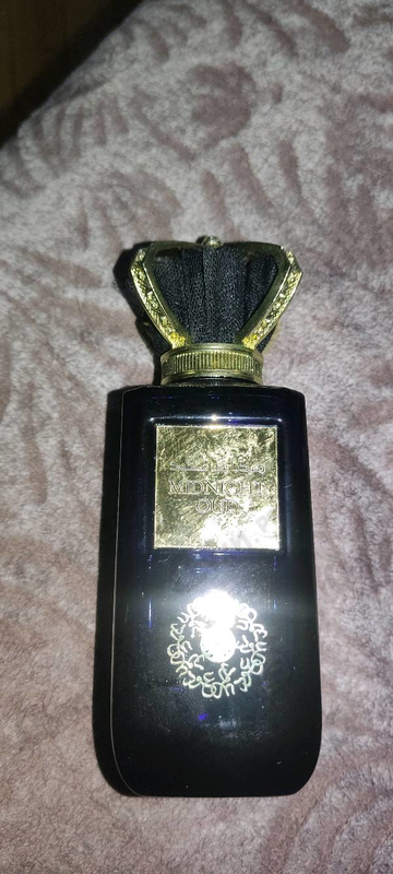 Парфюмерия Midnight Oud от Ard Al Zaafaran
