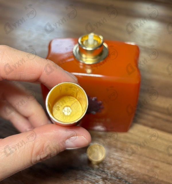 Духи Material от Amouage
