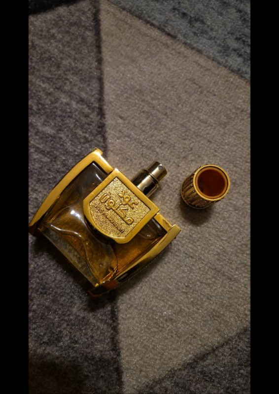 Парфюмерия Oud Maknoon от Swiss Arabian