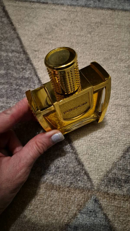 Духи Oud Maknoon от Swiss Arabian