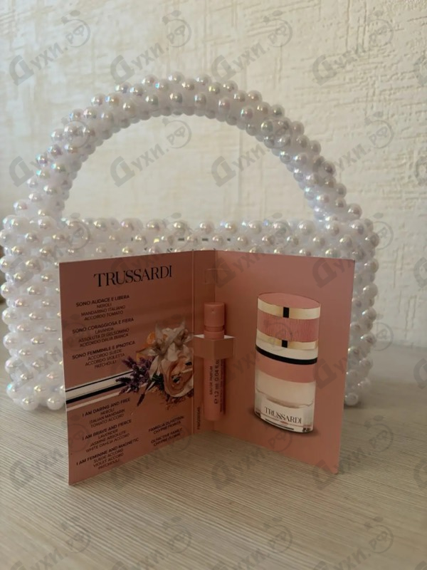 Парфюмерия Eau De Parfum от Trussardi