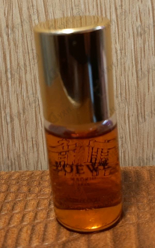 Парфюм Loewe El Cielo Sobre La Plaza De Oriente Парфюмерия El Cielo Sobre La Plaza De Oriente от Loewe