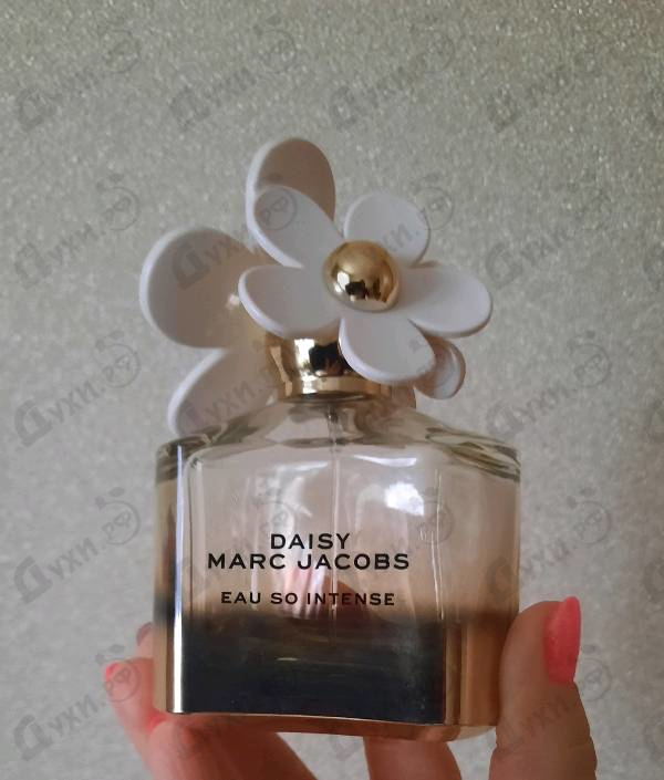 Парфюмерия Daisy Eau So Intense от Marc Jacobs