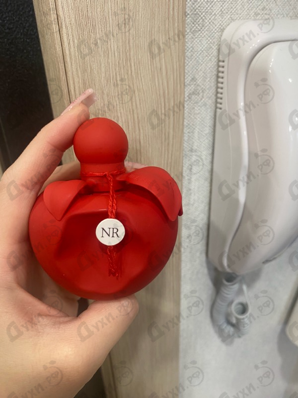 Духи Nina Extra Rouge от Nina Ricci