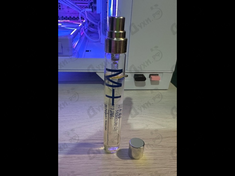 Парфюмерия Molecule 01 + Iris от Escentric Molecules