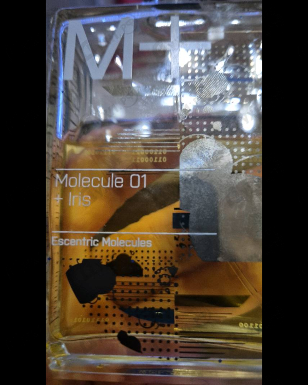 Духи Molecule 01 + Iris от Escentric Molecules