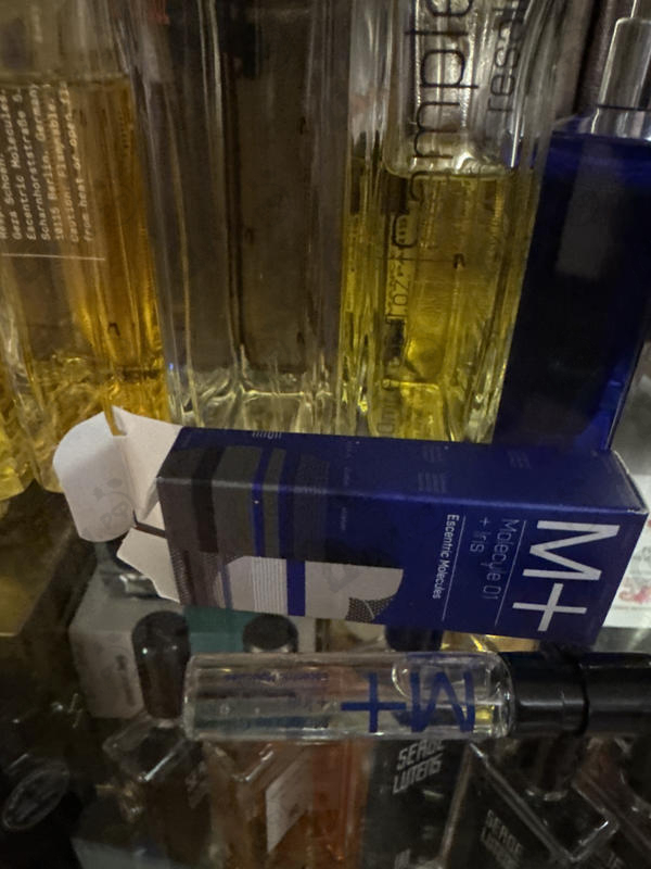 Купить Molecule 01 + Iris от Escentric Molecules