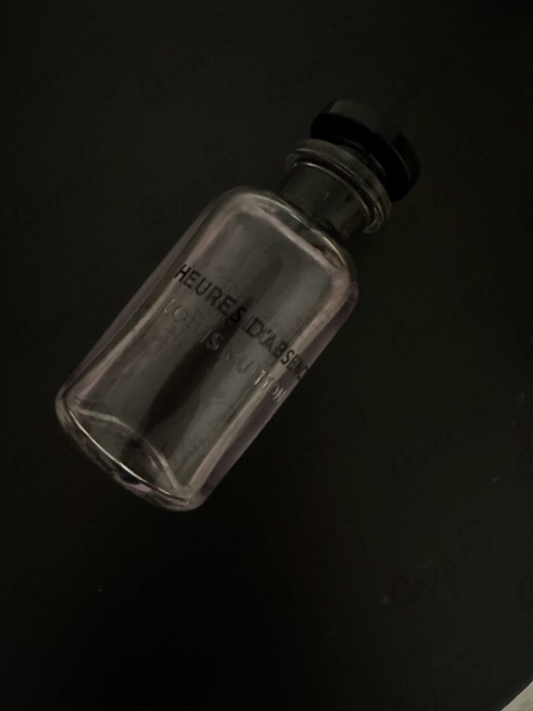 Парфюмерия Louis Vuitton Heures D'Absence