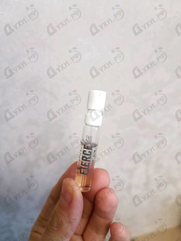 Парфюмерия Abercrombie & Fitch Naturally Fierce