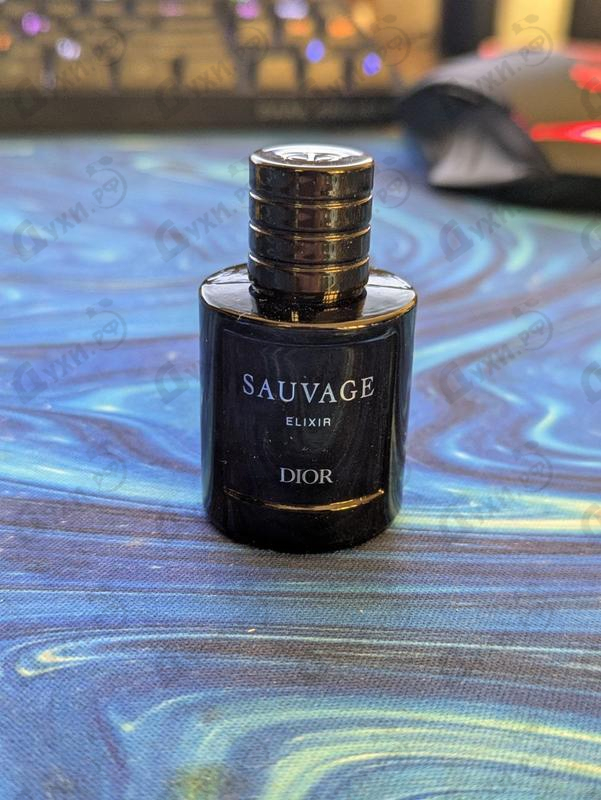 Парфюмерия Sauvage Elixir от Christian Dior