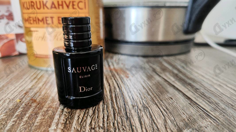 Парфюмерия Sauvage Elixir от Christian Dior