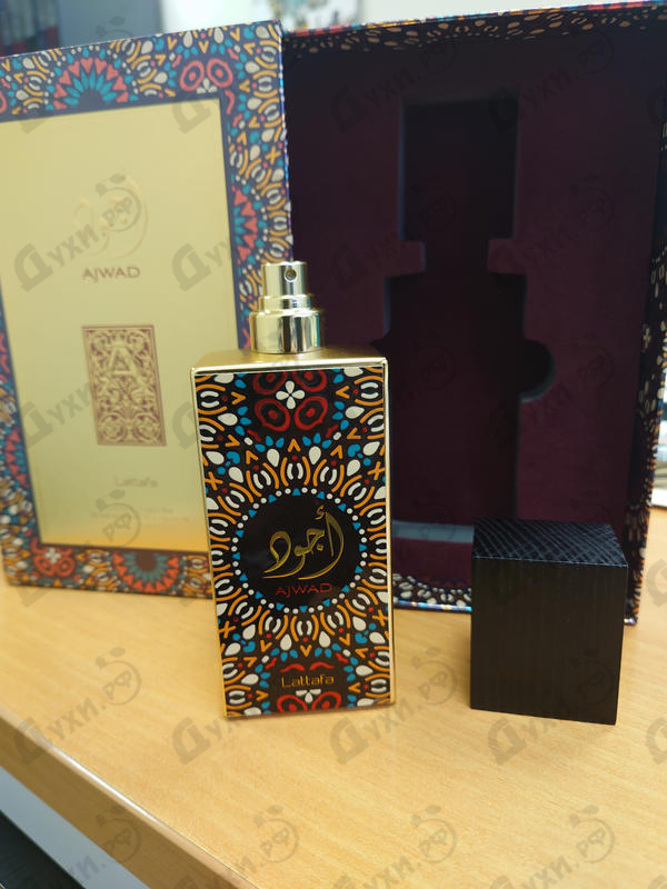 Парфюмерия Lattafa Perfumes Ajwad