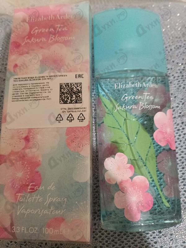 Парфюмерия Green Tea Sakura Blossom от Elizabeth Arden