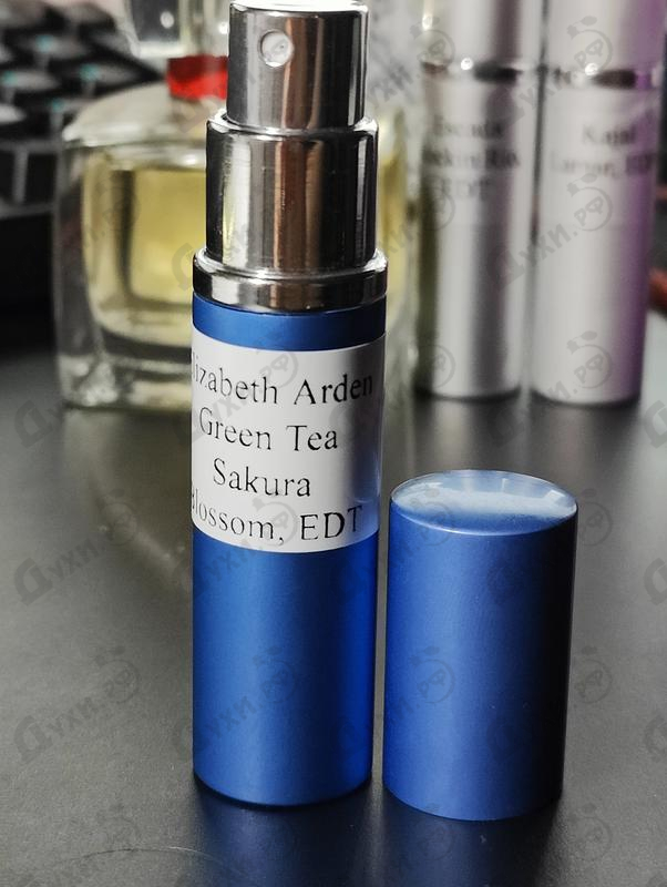 Парфюмерия Green Tea Sakura Blossom от Elizabeth Arden