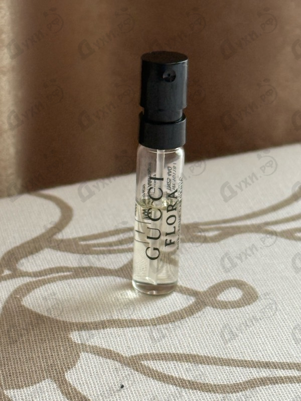 Парфюмерия Gucci Flora Gorgeous Gardenia Eau De Parfum