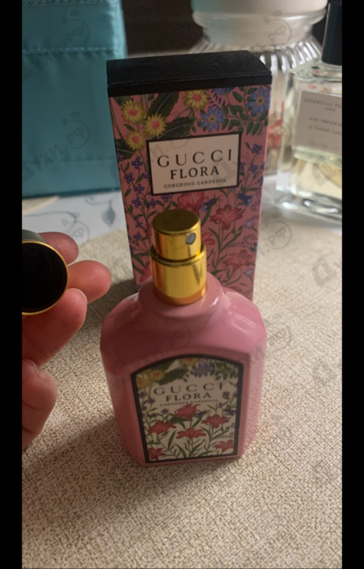 Парфюмерия Flora Gorgeous Gardenia Eau De Parfum от Gucci