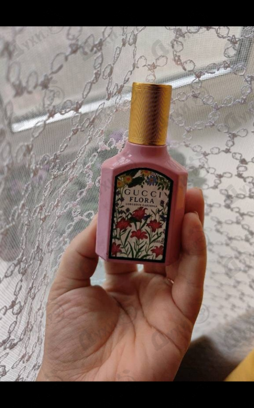 Парфюмерия Flora Gorgeous Gardenia Eau De Parfum от Gucci