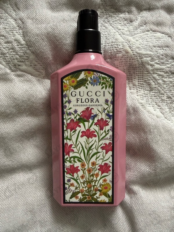 Парфюмерия Flora Gorgeous Gardenia Eau De Parfum от Gucci