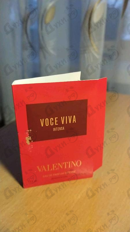 Купить Voce Viva Intensa от Valentino