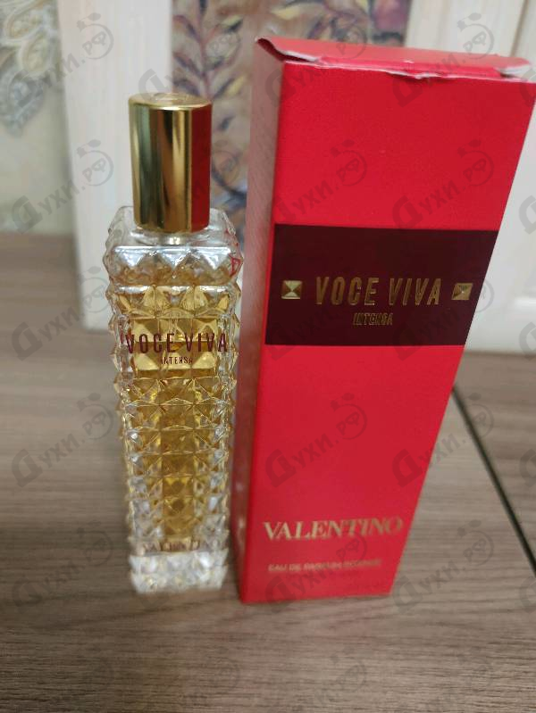 Духи Voce Viva Intensa от Valentino