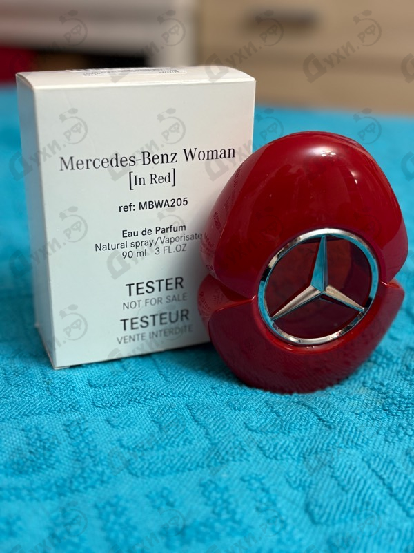 Купить Mercedes Benz Woman In Red