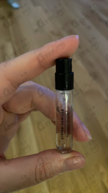 Парфюмерия Divine Vanille от Essential Parfums