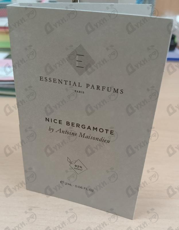 Духи Nice Bergamote от Essential Parfums