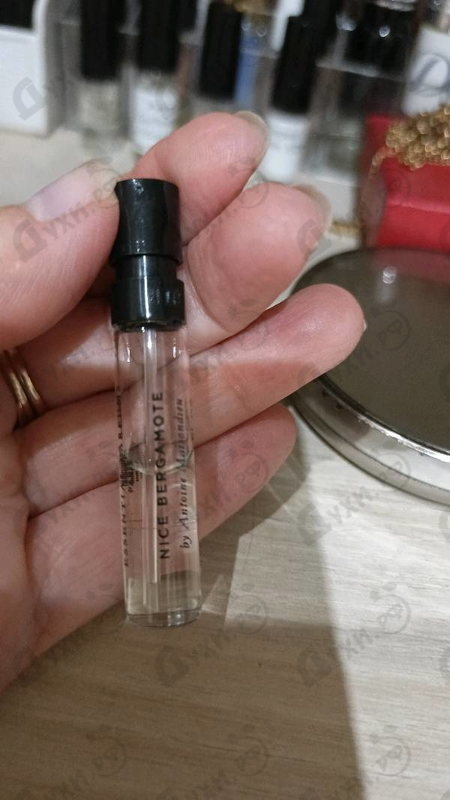 Духи Nice Bergamote от Essential Parfums